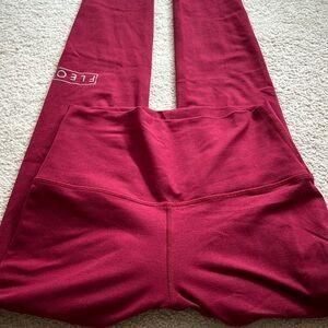 Fleo El Toro 25” legging bounce size small Deep Red